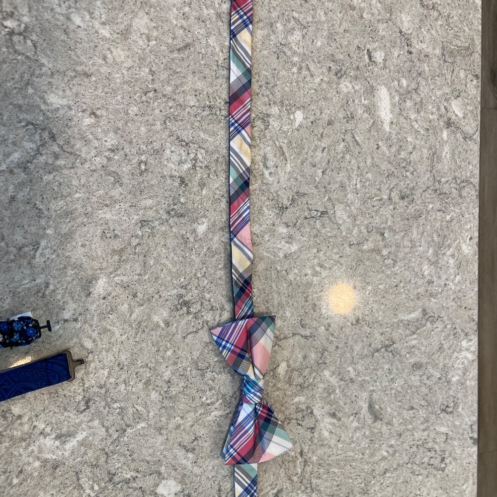 Bow Tie Multi Color - Picture 2 of 4